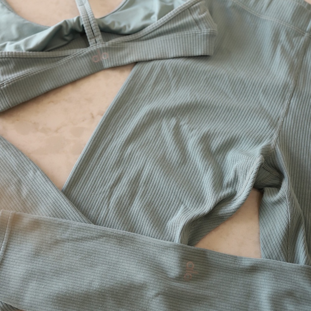 Alo Ribbed Blissful Set